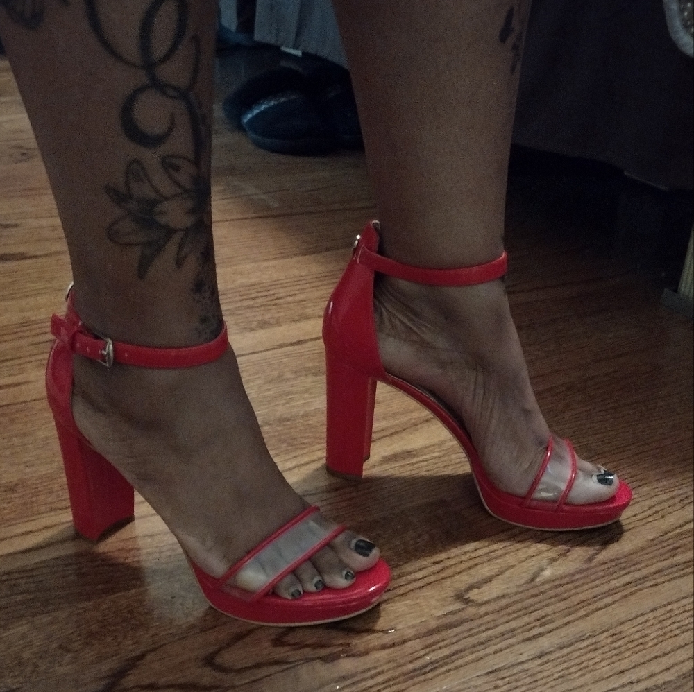 Guess Heels - Picture 10 of 12